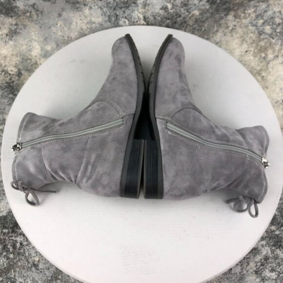 Stuart Weitzman Girl's Size 5 Lowland Mid Grey Faux Suede Side Zip Ankle Booties - Picture 8 of 13